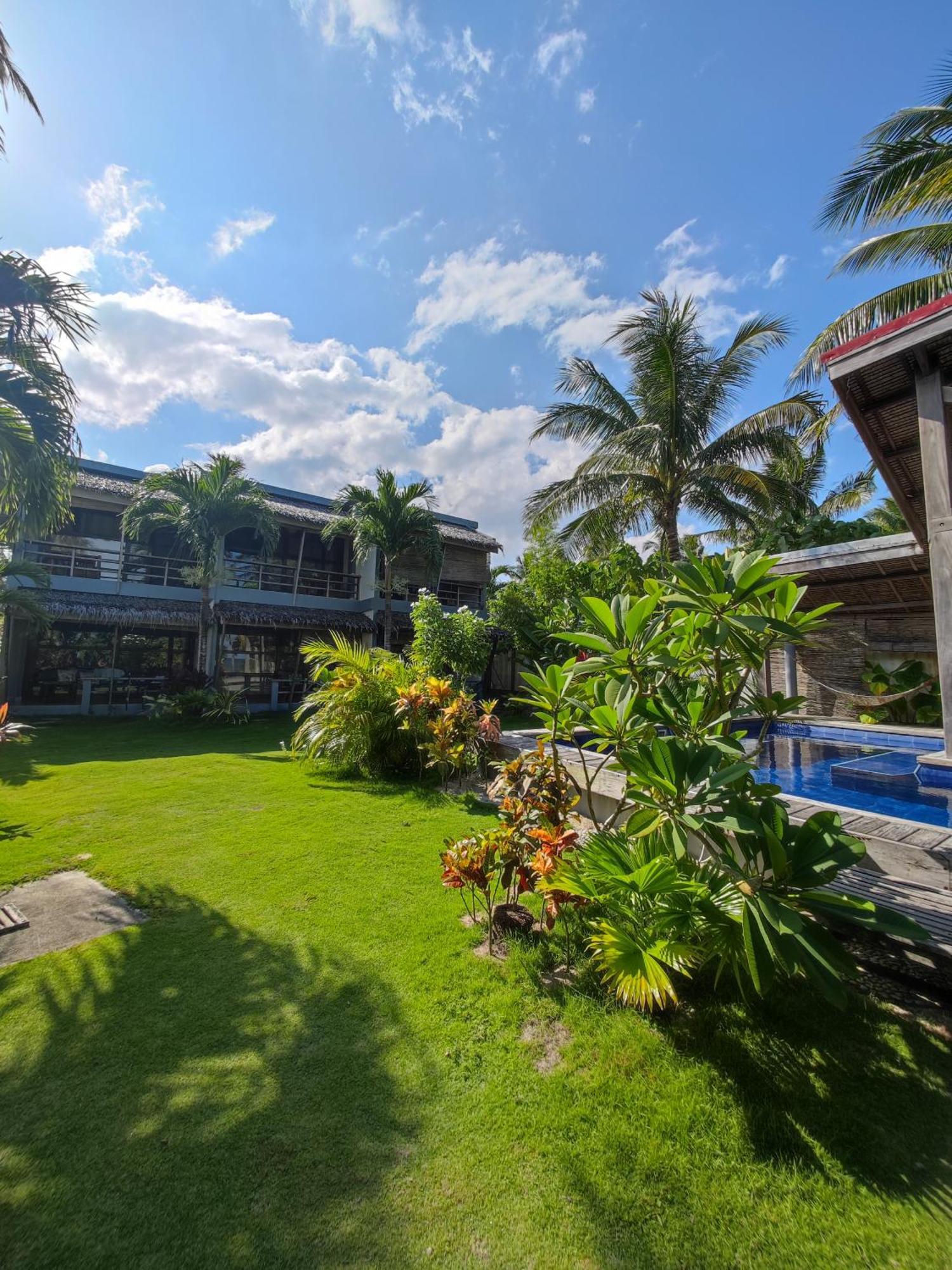 Daluyong Beach Resort Генерал-Луна Экстерьер фото